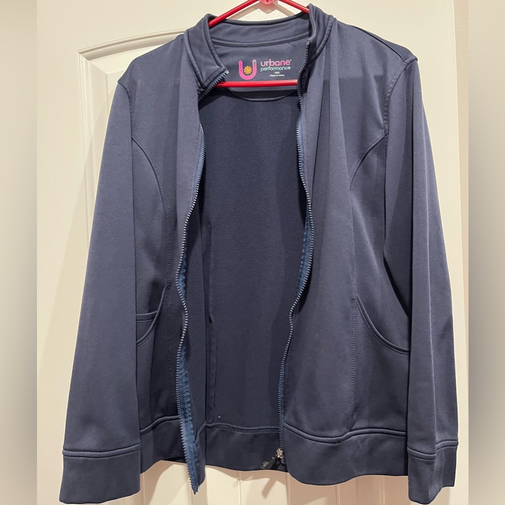 Scrub jacket medium